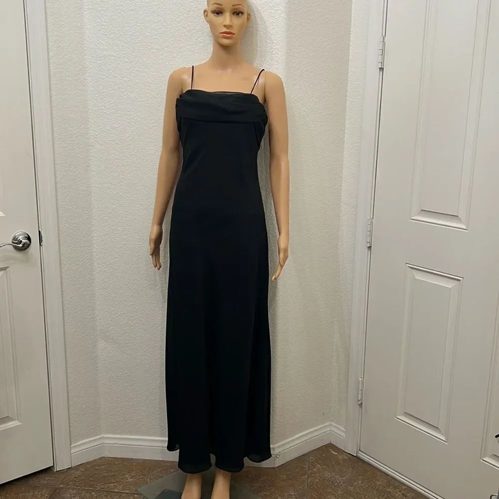 Betsy & Adam Dress Woman Black Sz 4 Sheer Scarf Accent Spaghetti Strap Maxi Line